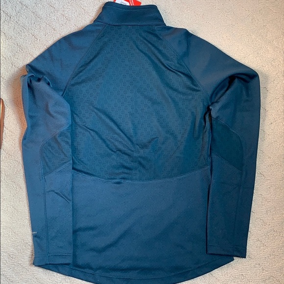 North Face pullover- size Medium - Picture 2 of 2